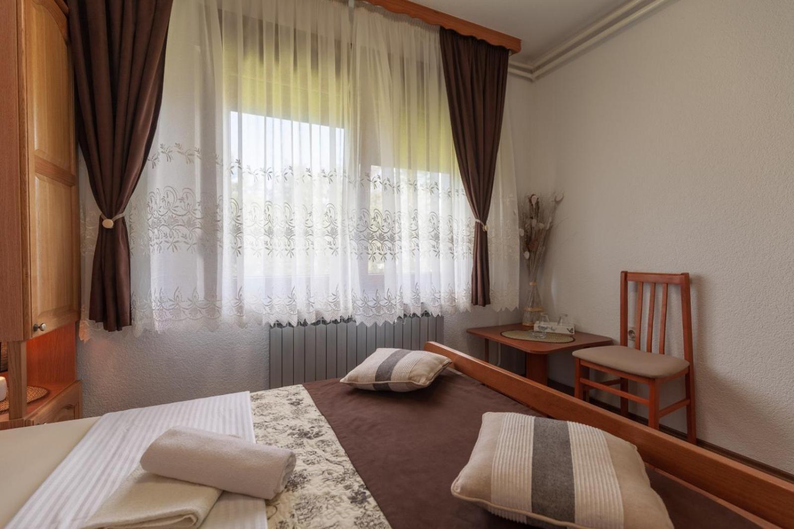 Plitvice House Milan Hotel Йезерце Екстериор снимка