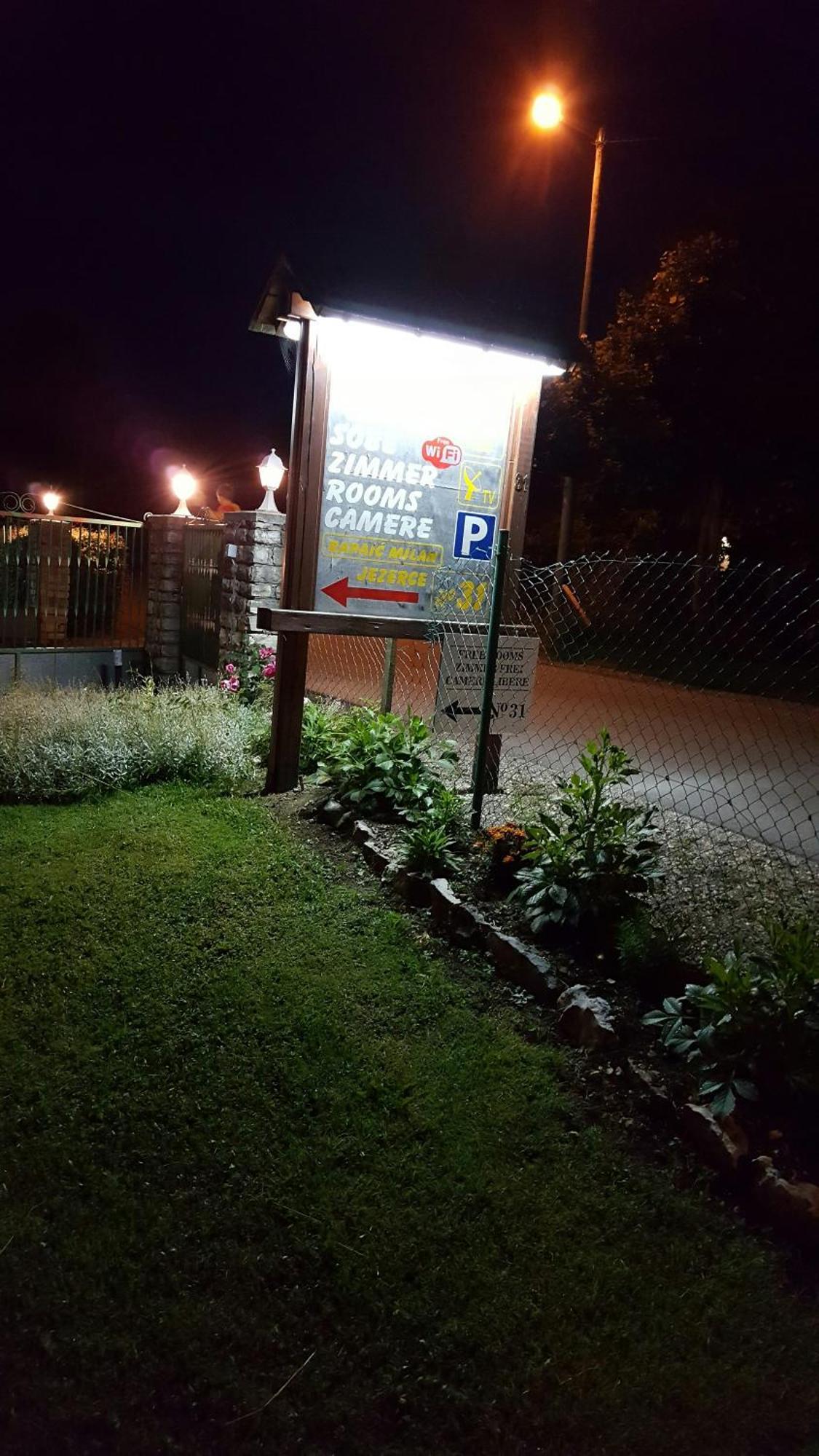Plitvice House Milan Hotel Йезерце Екстериор снимка