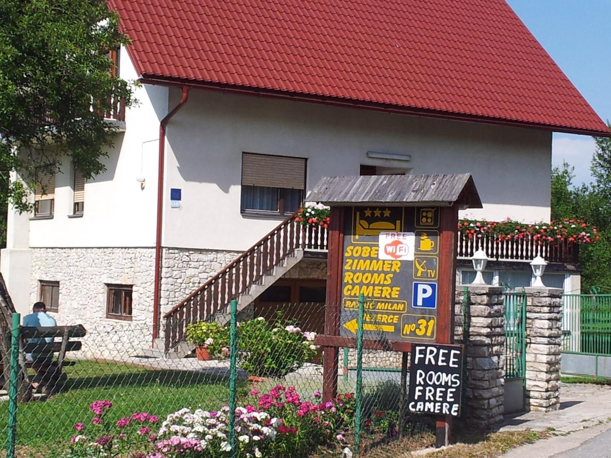 Plitvice House Milan Hotel Йезерце Екстериор снимка