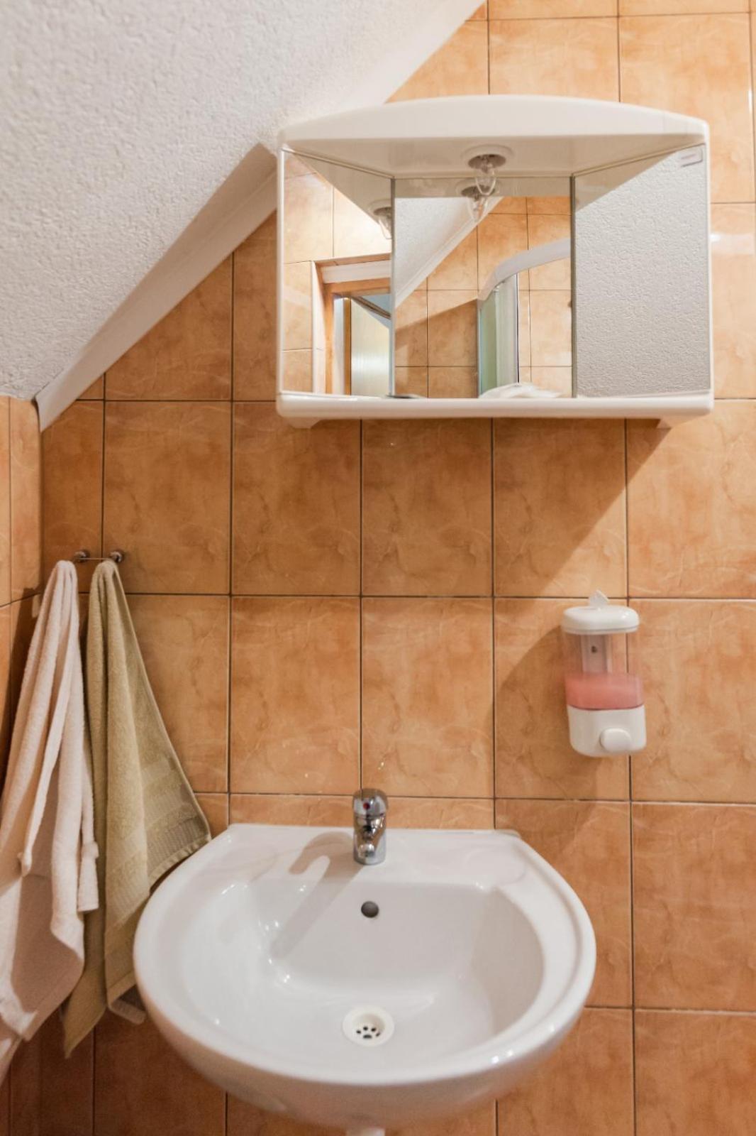 Plitvice House Milan Hotel Йезерце Екстериор снимка