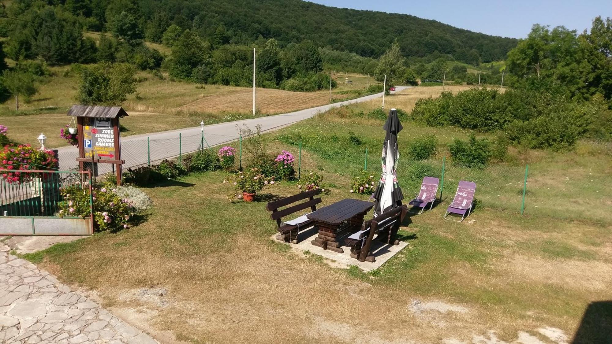 Plitvice House Milan Hotel Йезерце Екстериор снимка